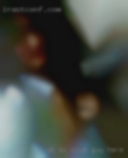 Dl bi club guy here just swinger looking for fun.