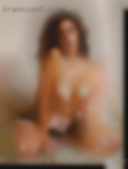 I like horny to coach wife minor sports.